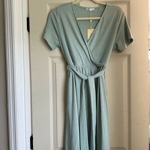 Maternity (or regular) short sleeve ribbed dress
